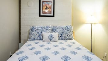 2 habitaciones, escritorio, tabla de planchar con plancha y wifi gratis