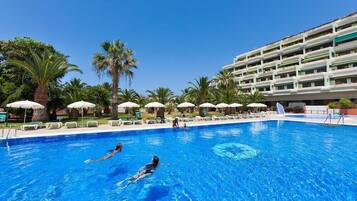 Piscina a l'aire lliure