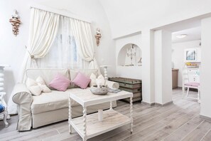 Living area - Iokasti villa Santorini (Santorini, Cyclades,)