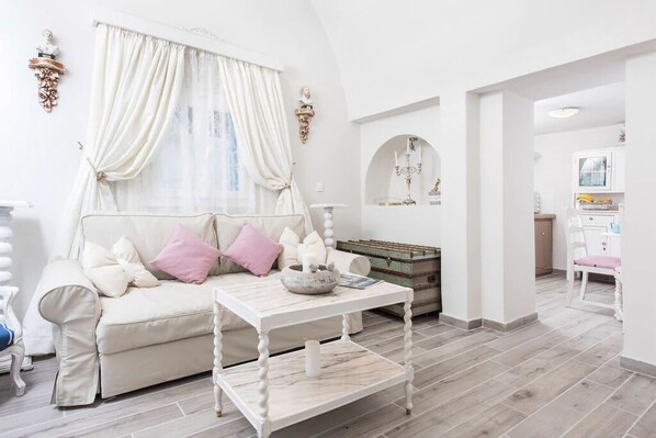 Living area - Iokasti villa Santorini (Santorini, Cyclades,)