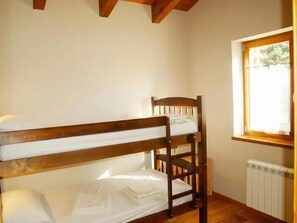 5 bedrooms, Internet