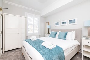 5 soverom, strykejern/-brett, wi-fi (inkludert) og sengetøy