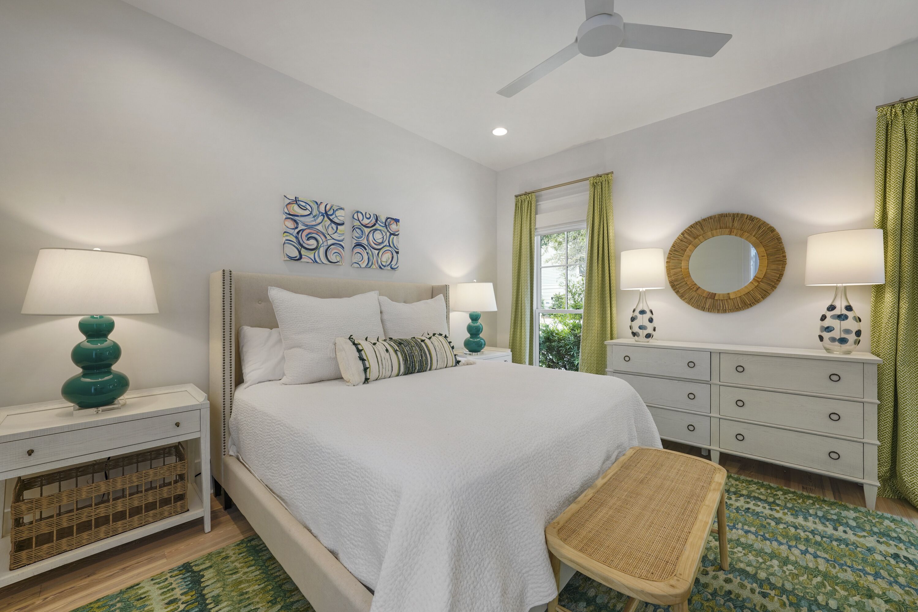 STUNNING RENOVATION 2023 IN SEASIDE! SHORT WALK TO BEACH Splendor in the Sand