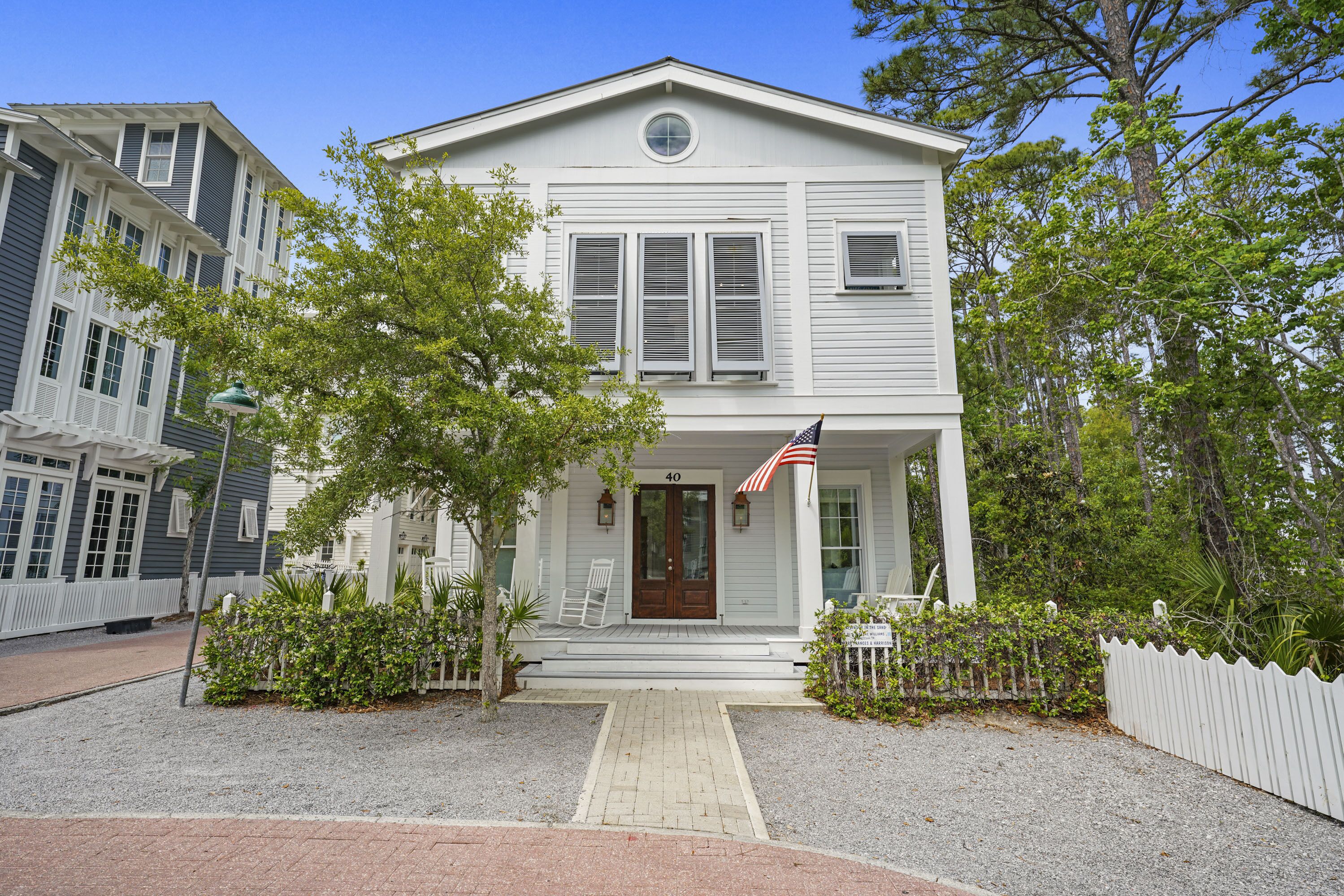 STUNNING RENOVATION 2023 IN SEASIDE! SHORT WALK TO BEACH Splendor in the Sand