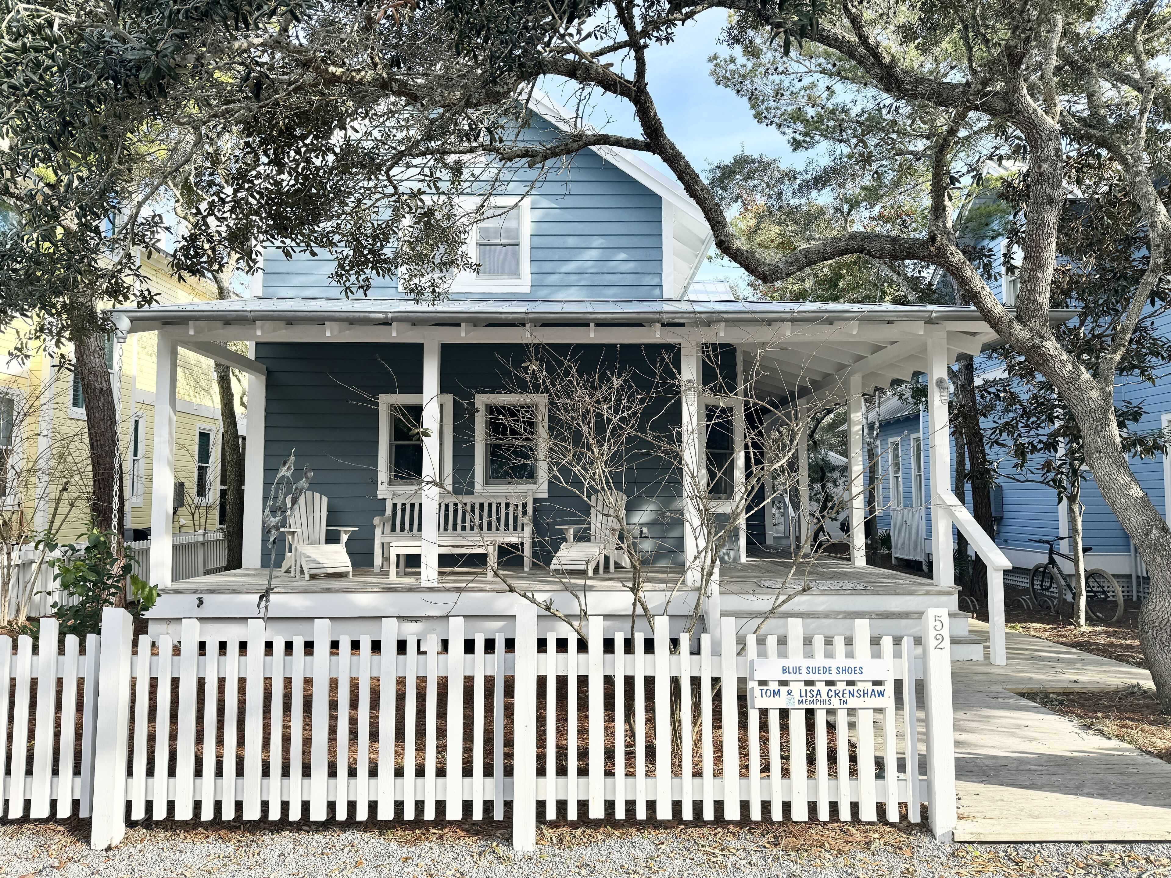 6 HOUSES TO BEACH IN SEASIDE RECENTLY RENOVATED, Blue Suede Shoes