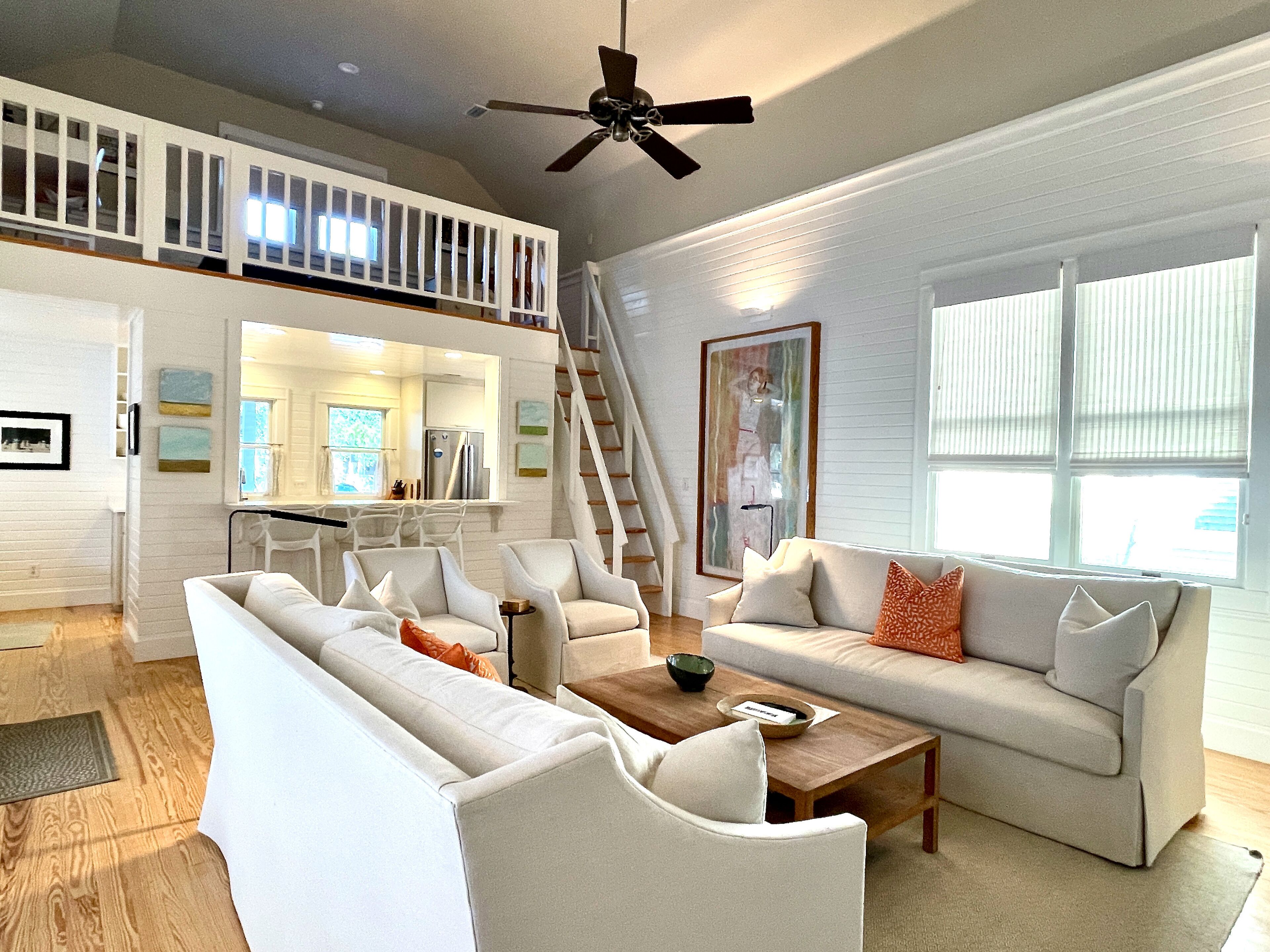 6 HOUSES TO BEACH IN SEASIDE RECENTLY RENOVATED, Blue Suede Shoes