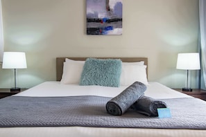 1 chambre, fer et planche à repasser, Wi-Fi, literie fournie