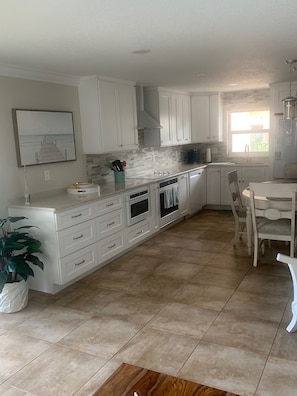 Fridge, microwave, oven, stovetop - Ocean View Beach Condo (New Smyrna Beach)