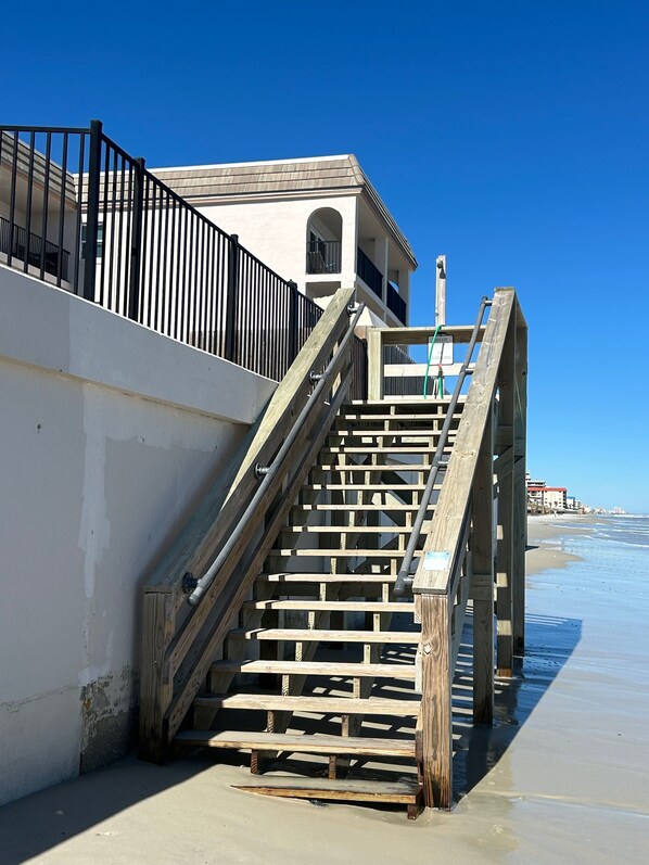 Am Strand, Liegestühle