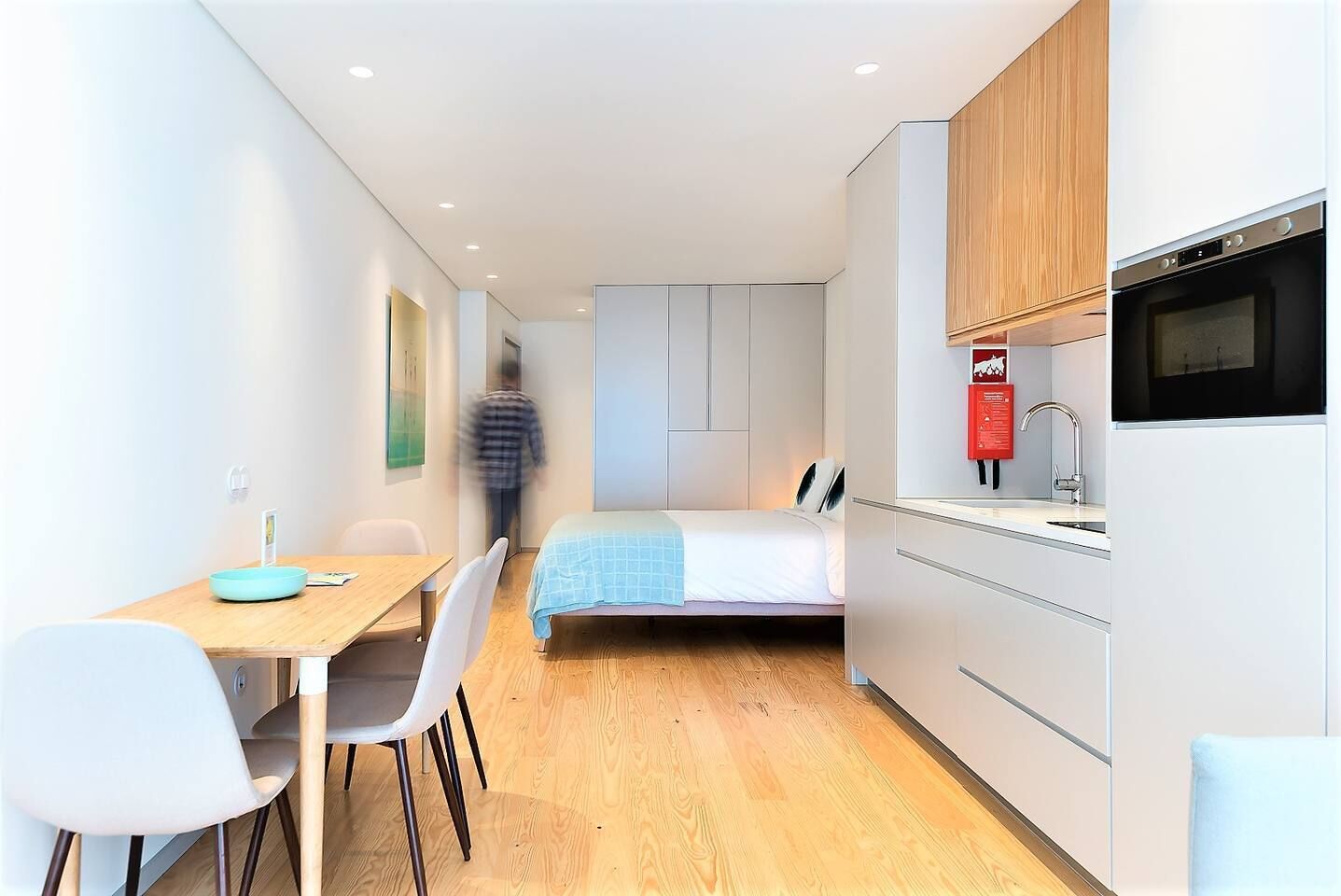 1 chambre, fer et planche à repasser, lit parapluie, Wi-Fi