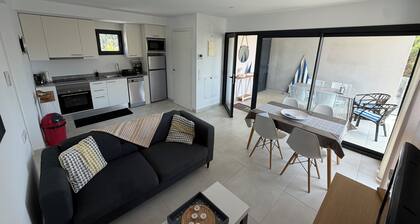 Modern apartment in superb residence with PISCINE-3 Min PLAGE ROSAS- Clim-Wifi