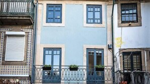 Exterior detail - Bom Jardim - Studio #2.2 (Porto)