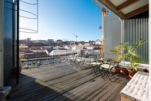 Outdoor dining - DA'Home - Fontainhas Design Flat (Porto)