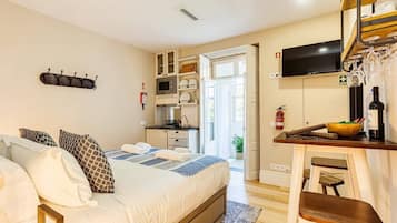 1 quarto, ferros/tábuas de passar roupa, Wi-Fi, roupa de cama