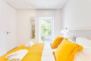 2 chambres, fer et planche à repasser, lit de bébé portatif, Wi-Fi