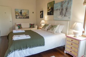 3 bedrooms, iron/ironing board, travel cot, WiFi
