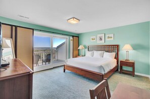 3 bedrooms, iron/ironing board, free WiFi