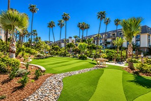 Seven-hole putting green - 2BR Condo at North Coast Village | B116 (Oceanside)