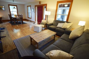 Smart TV - Modernized historic home in downtown Suttons Bay (Suttons Bay)