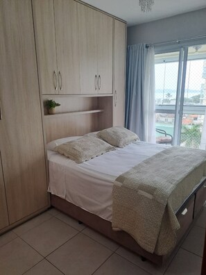 2 habitaciones, ropa de cama de alta calidad, escritorio y wifi gratis 