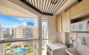 Premium Apartment | Laundry
