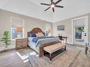 7 bedrooms, iron/ironing board, free WiFi, bed sheets