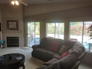 TV, fireplace, DVD player, stereo - Heated Pool & Spa No Charge. Across The Street From Coachella & Stagecoach (Indio)