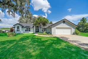 Exterior - Dream Lake House minutes from Theme Parks (Orlando)