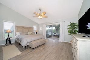 Room - Dream Lake House minutes from Theme Parks (Orlando)