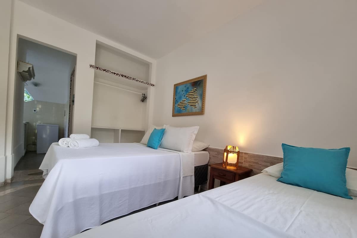 Chambre triple classique | 1 chambre, literie hypoallergénique, accÚs au Wi-Fi (inclus)