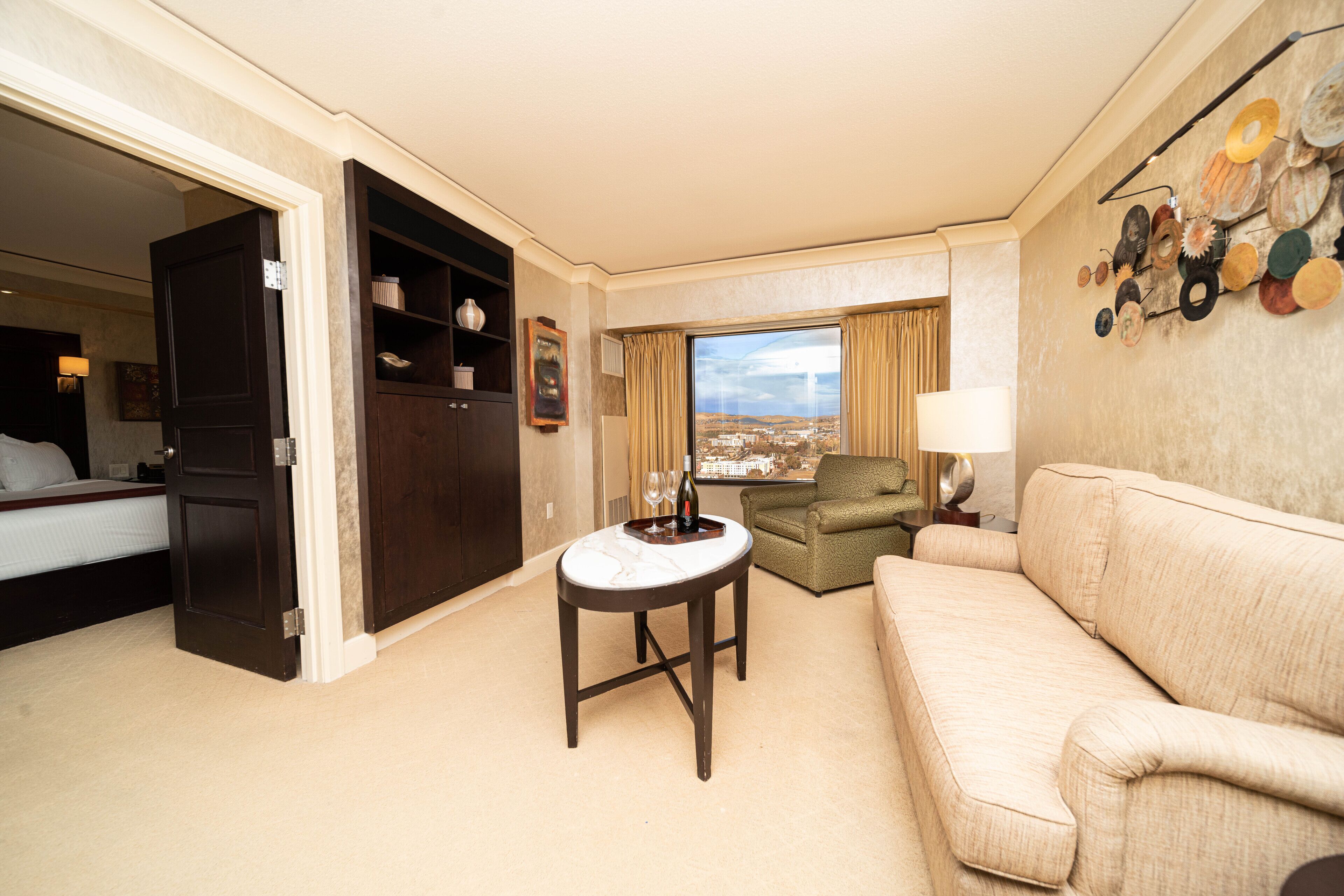 30-inch led tv with cable channels, tv, netflix