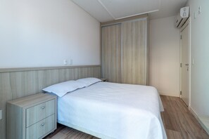 Apartment, Meerblick | 3 Schlafzimmer, kostenloses WLAN