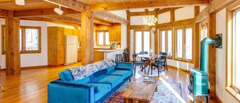 TV, fireplace, table tennis