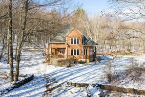 Exterior - Paradise on 12 Acres with A/C and Pool Nearby (Bloomville)