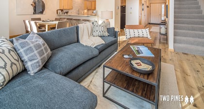 Adorable Townhome! 15 Min Drive to Resort! 5 Min Walk to Town Center and Shuttle