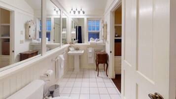 Studio (Preston Suite #8) | 1 bedroom, free WiFi