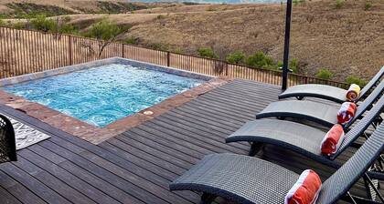 RoadRunner Guest house at Birdsong Retreat