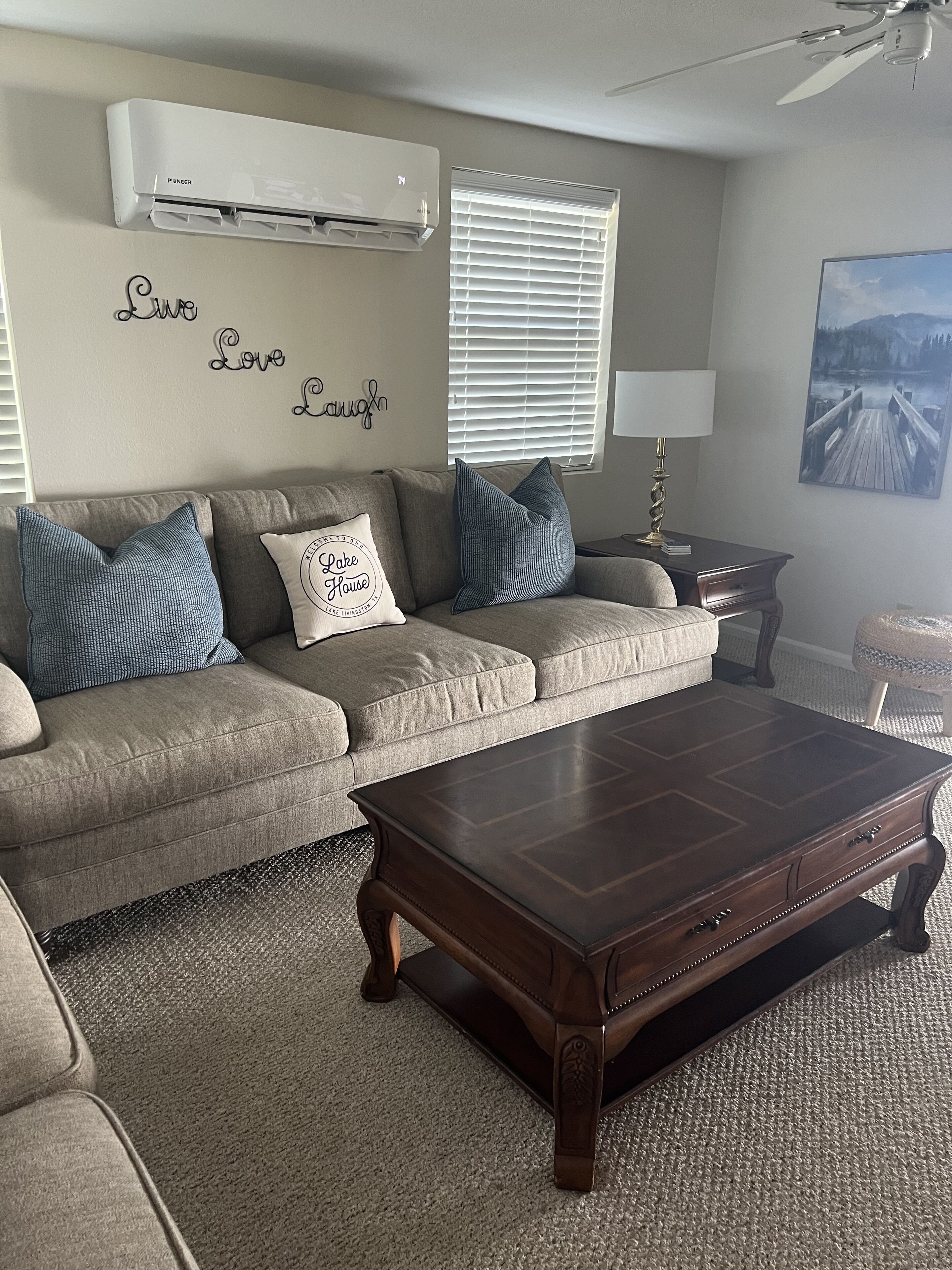 Lake Livingston Lakeside Retreat 