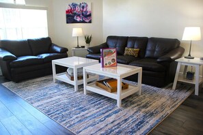 Villa, 3 Bedrooms | Living room