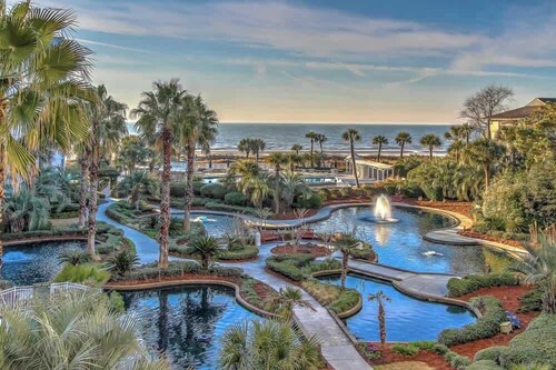 Beachside Luxury Villa, Pool & Spa, on Hilton Head