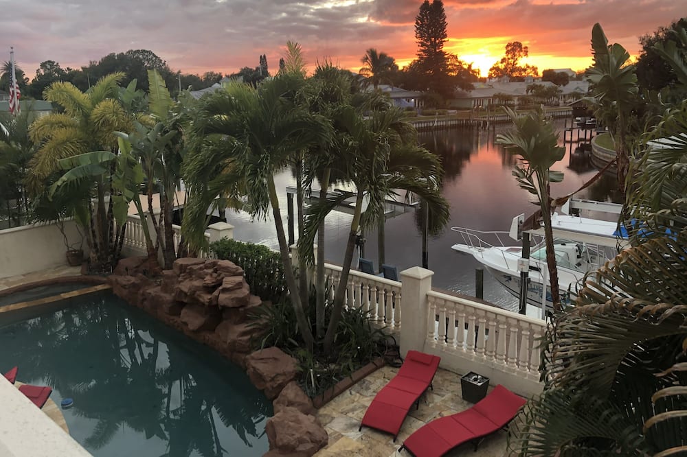 Apollo Beach Private vacation home