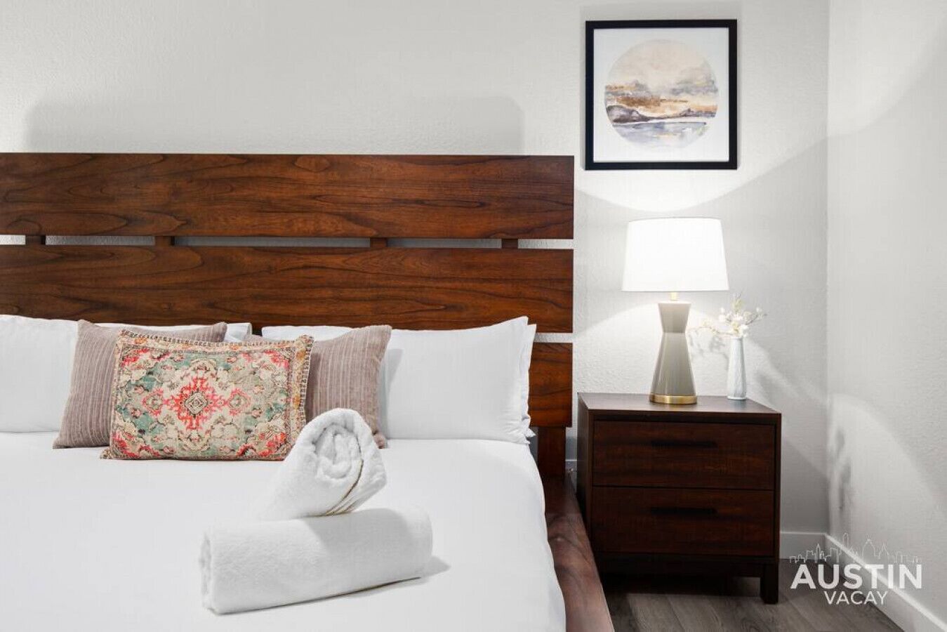 1 chambre, bureau, fer et planche à repasser, Wi-Fi gratuit