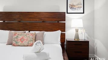 1 bedroom, desk, iron/ironing board, free WiFi