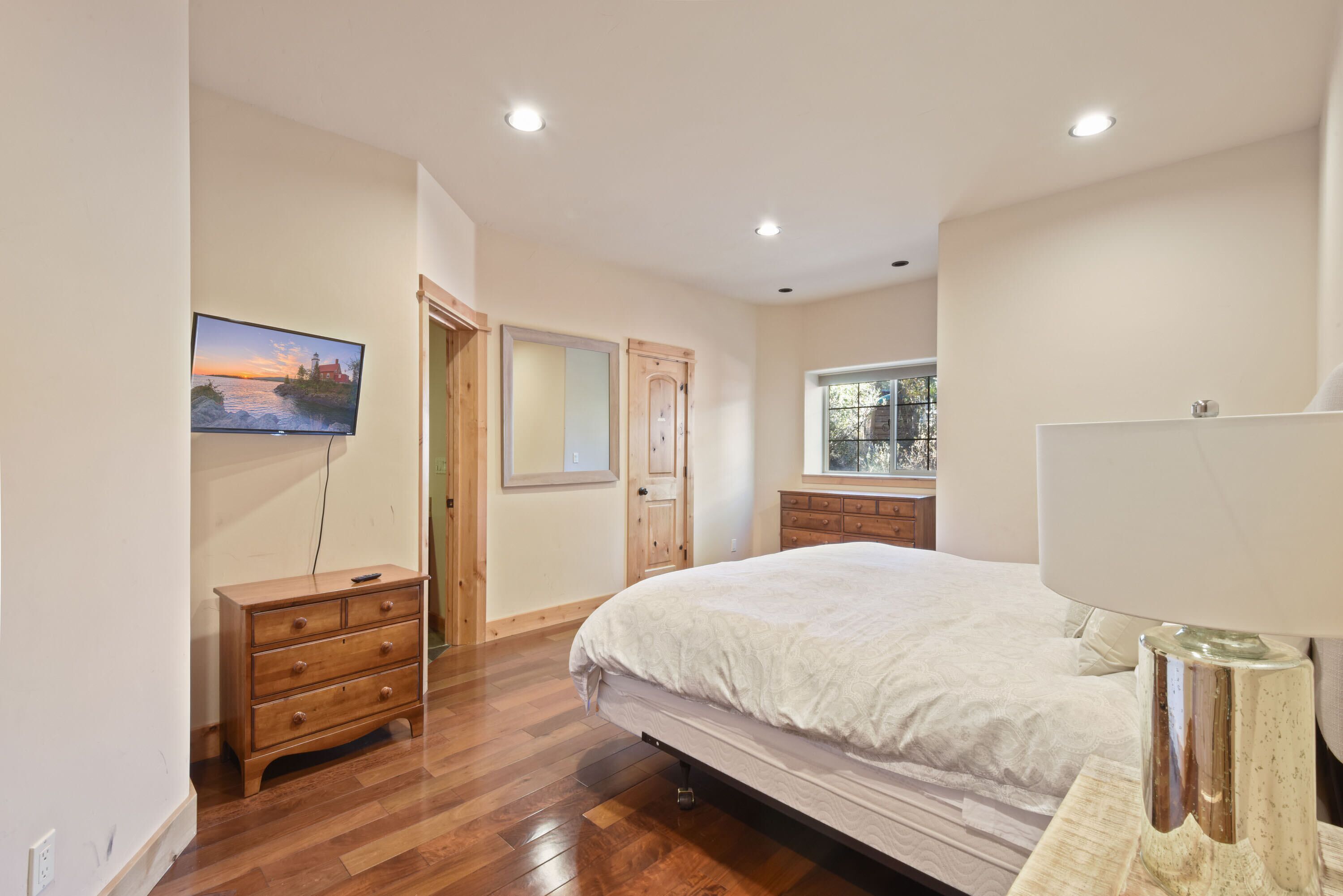 Hilltop Hideaway | Game Room, Stunning Forest Views & Grill on Deck