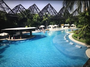 Alberca al aire libre 