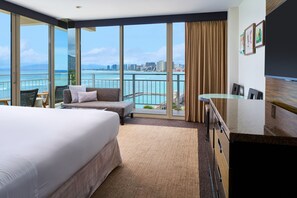 Room, 1 King Bed, Oceanfront | In-room safe, laptop workspace, blackout drapes, iron/ironing board