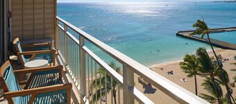 Kaimana Beach Hotel
