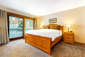 4 Schlafzimmer, Bügeleisen/Bügelbrett, Internetzugang, Bettwäsche