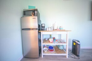 Fridge, microwave, coffee/tea maker, electric kettle