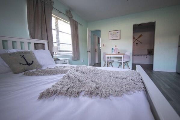 1 chambre, fer et planche à repasser, Wi-Fi, literie fournie